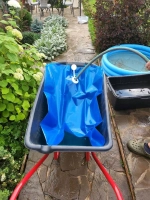 Лейка садовая для цветов на 80л пластиковая емкость для воды