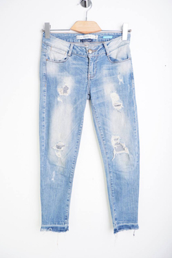 Джинсы Zara в городском стиле, маркировка 34, визуально на 40 размер