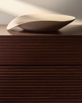 Керамический поднос Ebenor бежевого цвета Ø 40 см