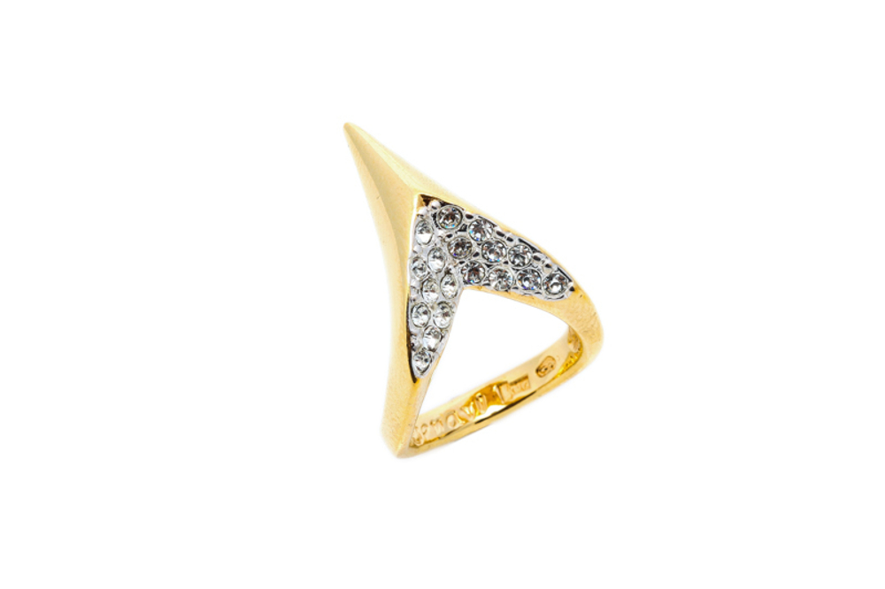 "Тью" кольцо в золотом покрытии из коллекции "Crystal Fang" от Jenavi
