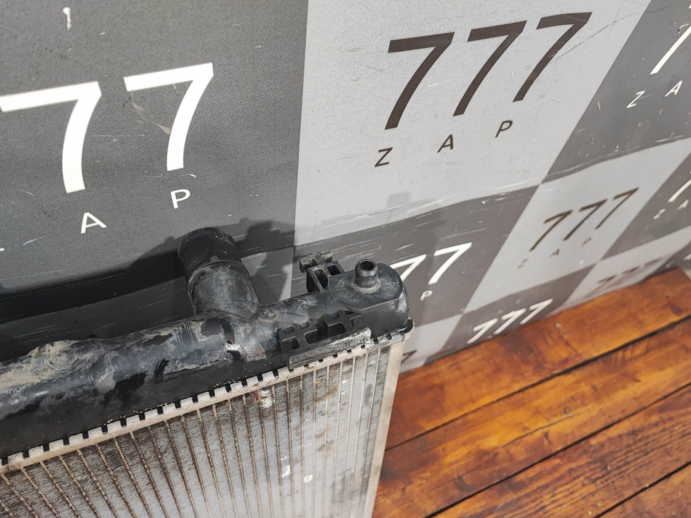 Радиатор двигателя Lexus GS 4 11-20 Б/У 1640036150