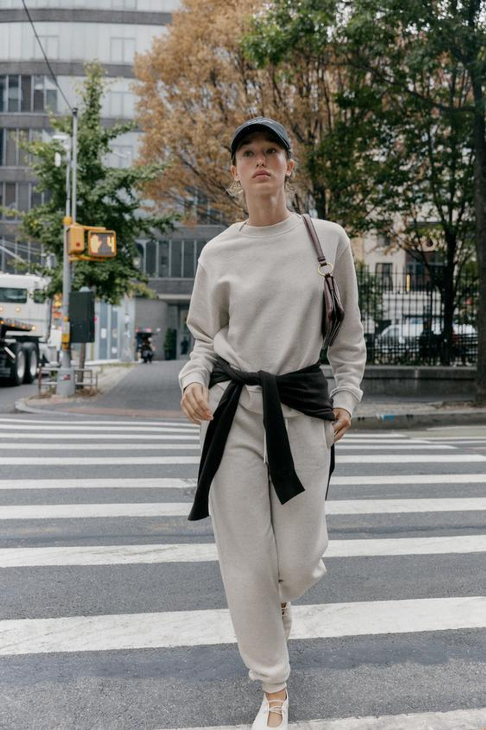 ZARA БРЮКИ-ДЖОГГЕРЫ В СТИЛЕ РУСТИК, БЕЖЕВЫЙ МЕЛАНЖ