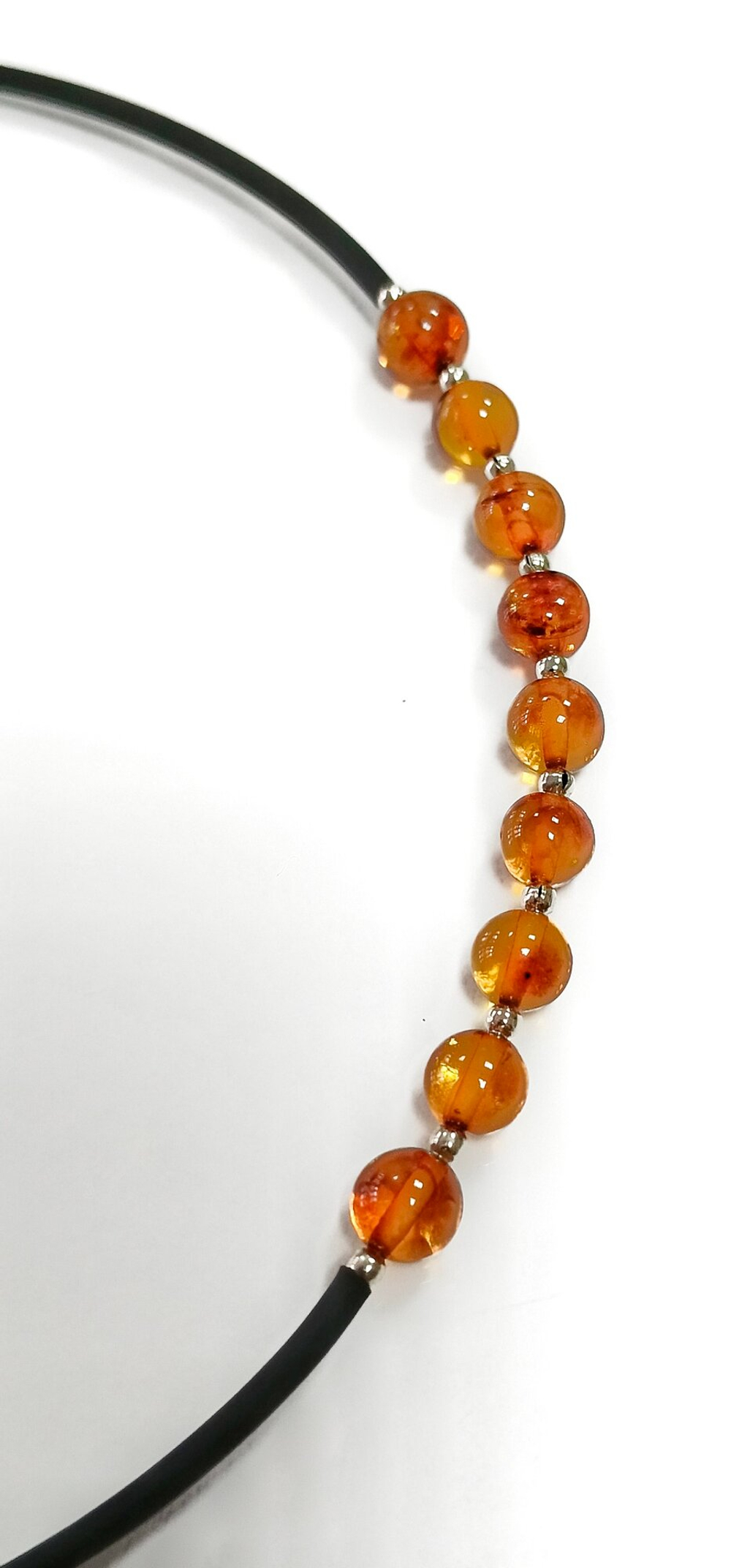 Чокер на шею с янтарем