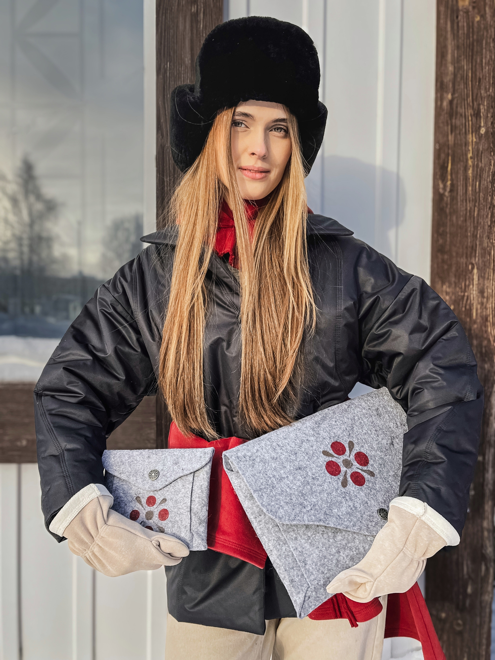 Чехол Тепло цветка / Unique hand‑painted case