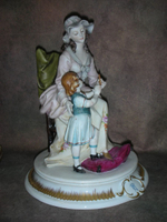 Статуэтка. Фарфор. Материнство. Capodimonte. Италия
