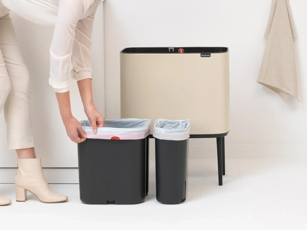 Brabantia Контейнер для мусора Bo Touch 11+23 л бежевый