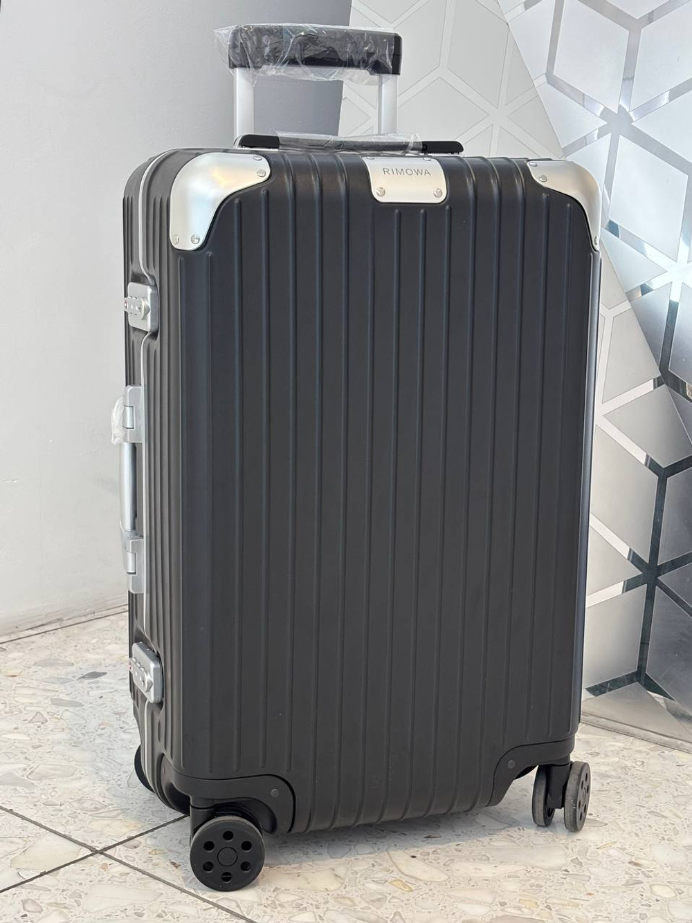 Чемодан Rimowa