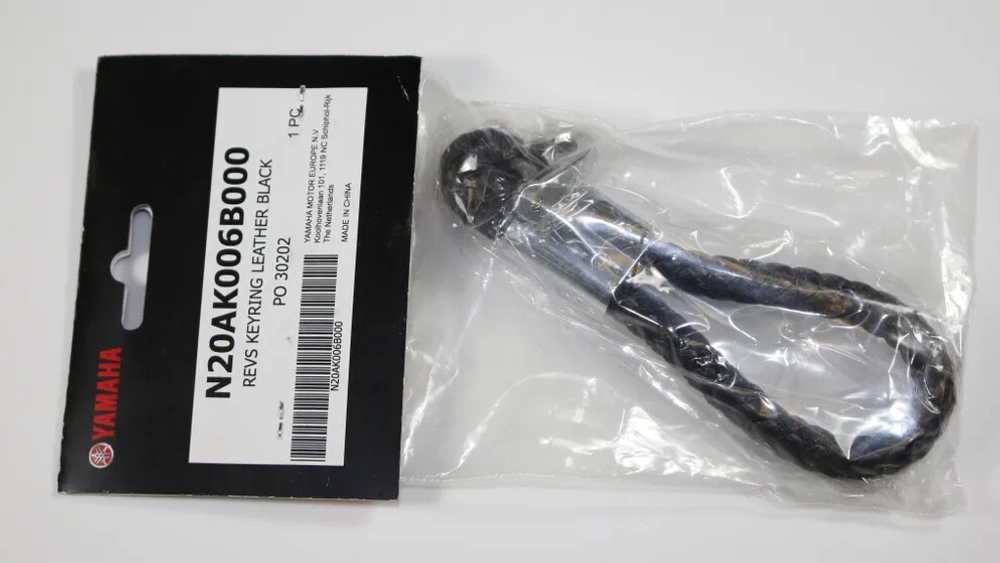Брелок кожаный, черный Yamaha LEATHER BLACK