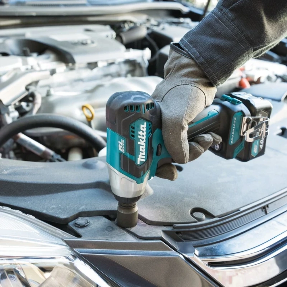 Makita TW160DWAE гайковерт аккумуляторный ударный (2 x 2 Ач, ЗУ)