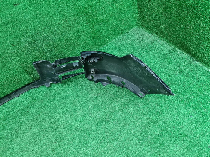 Бампер передний Toyota Land Cruiser 300 (21-нв)