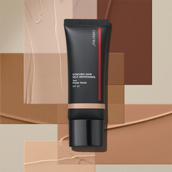 Shiseido Synchro Skin Self-Refreshing Foundation - Увлажняющий тональный крем SPF 20, 30 ml