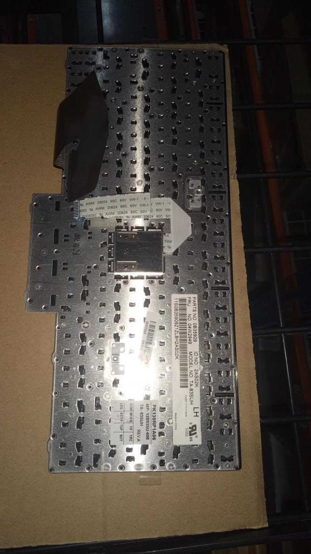 Клавиатура для ноутбука Lenovo Twist S230U раскладка - русская, без подсветки, черная (04W2949), оригинал