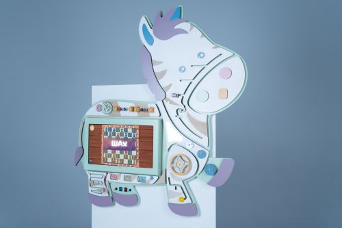 Интерактивный бизиборд «Зебруша»