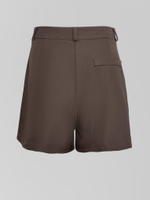 Шорты классические короткие с защипами спереди