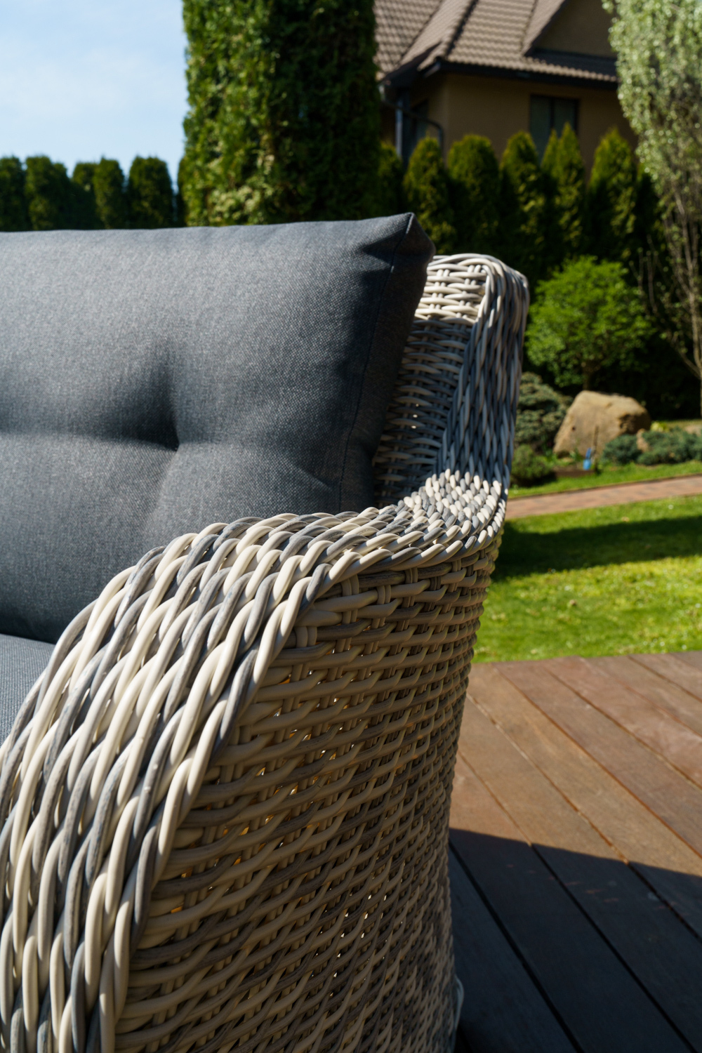 Набор мебели ВЕНЕЦИЯ из искусственного ротанга (цвет серый)