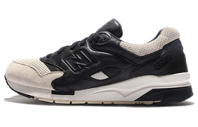 Женские кроссовки New Balance 1600 'Black Beige' CM1600WB