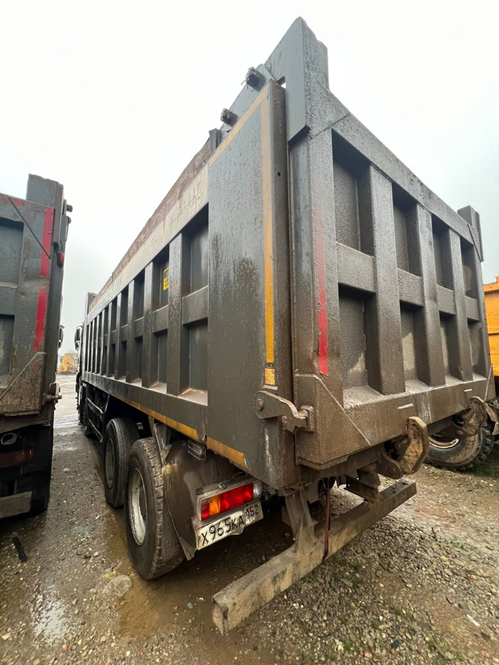 FAW J6 8x4 Самосвал СА3310Р66K24T4E5