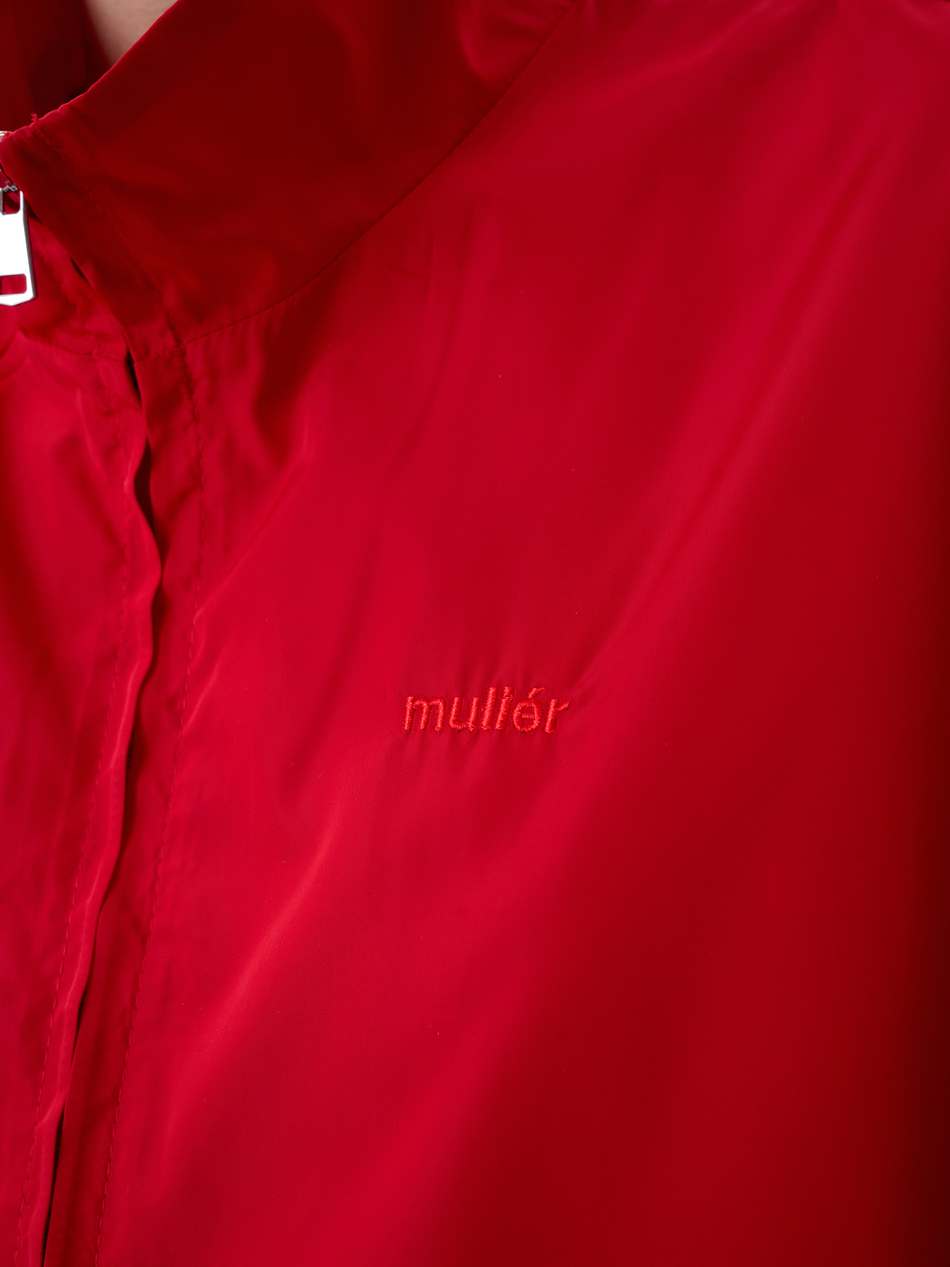 Бомбер из нейлона красный