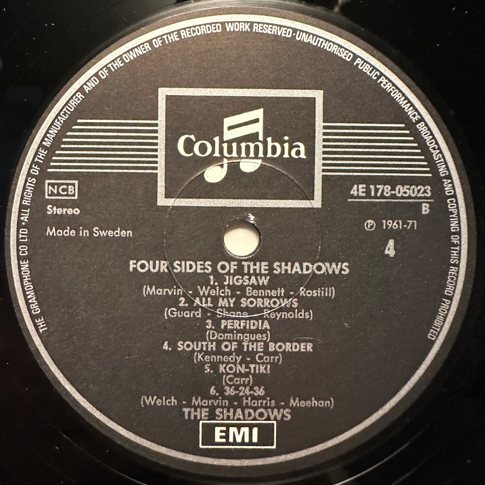 The Shadows - Four Sides Of The Shadows 2LP (Швеция 1972г.)