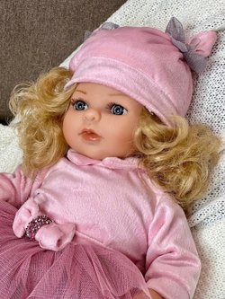 Кукла BERJUAN мягконабивная 40см Laura (1073)