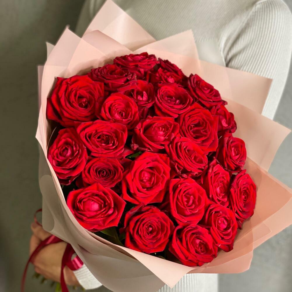 Букет 25 красных роз