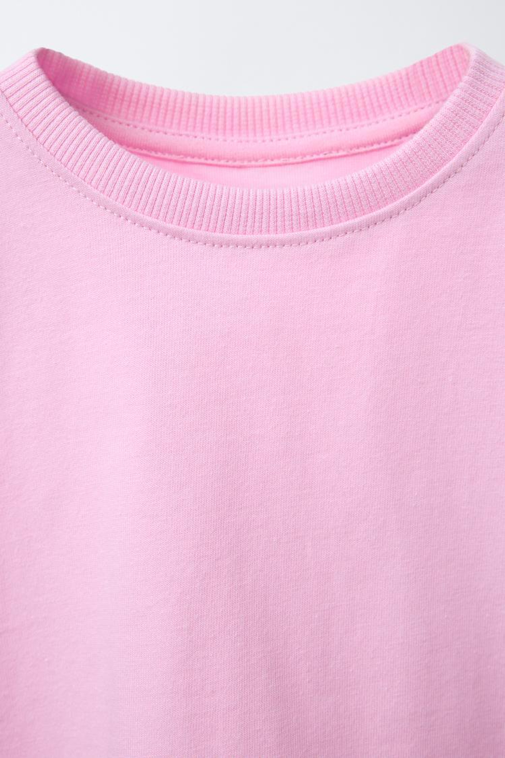 ZARA ОДНОТОННАЯ ФУТБОЛКА С ПРИНТОМ И ЛЕГИНСАМИ, РОЗОВЫЙ