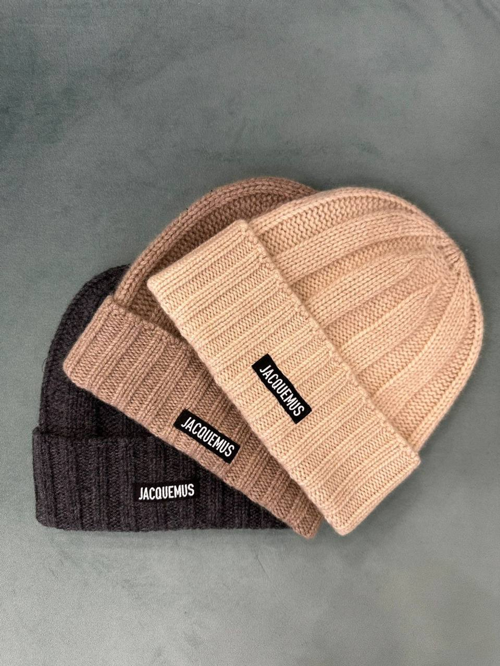 Шапка Jacquemus