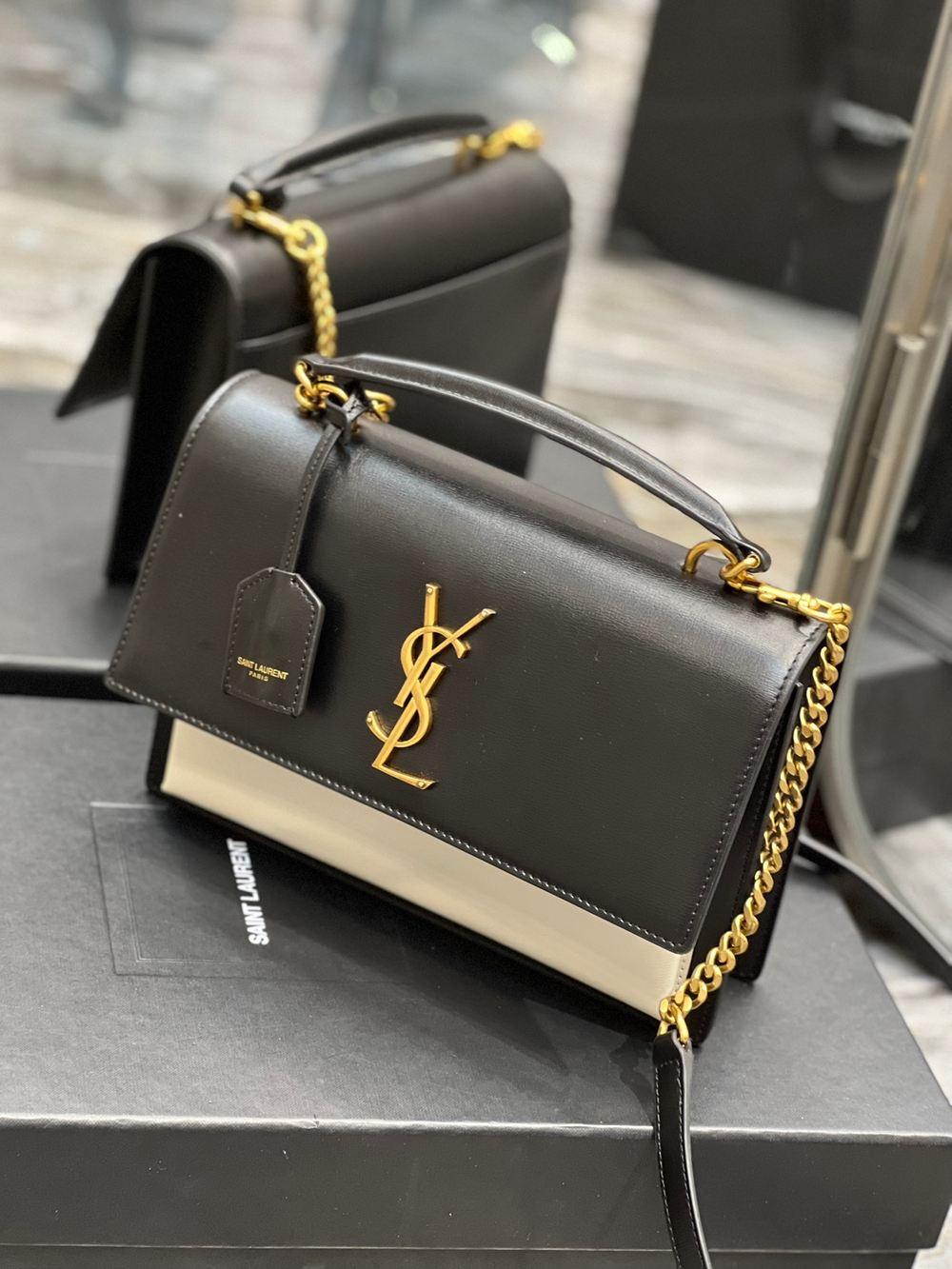 Saint Laurent Sunset Medium 22 cm
