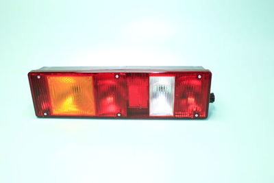 Фонарь задний КамАЗ,МАЗ б/л, байонетный разъём сбоку, левый /7472.3716-08/