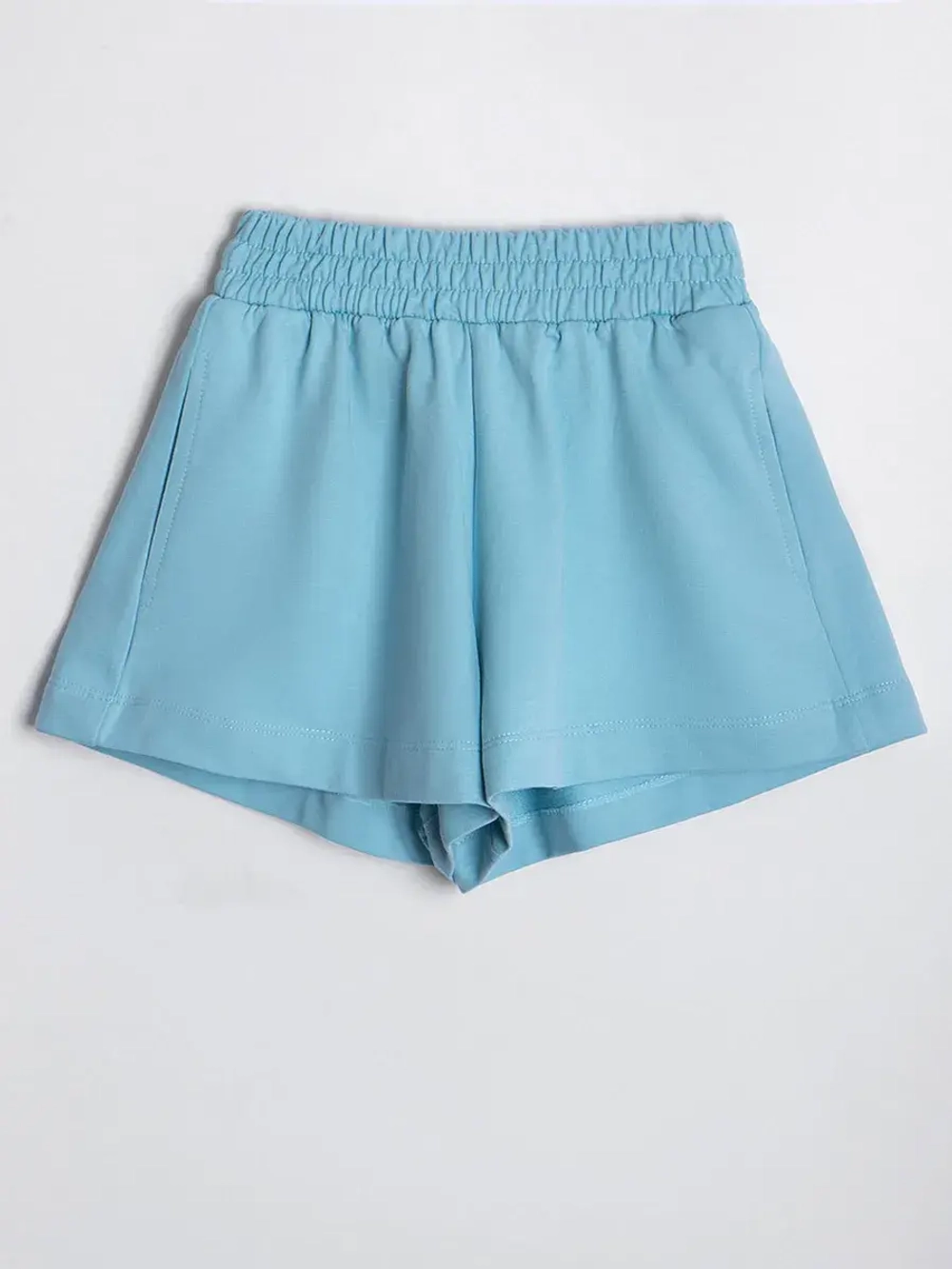 Летний костюм для девочки с шортами