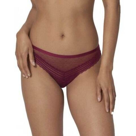 Трусы женские Triumph Bordeaux Roses fashion fit стринг