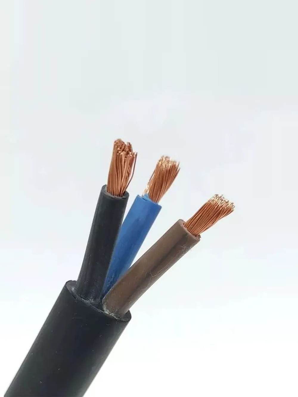 Кабель КГтп-хл 3х2.5 (50м)