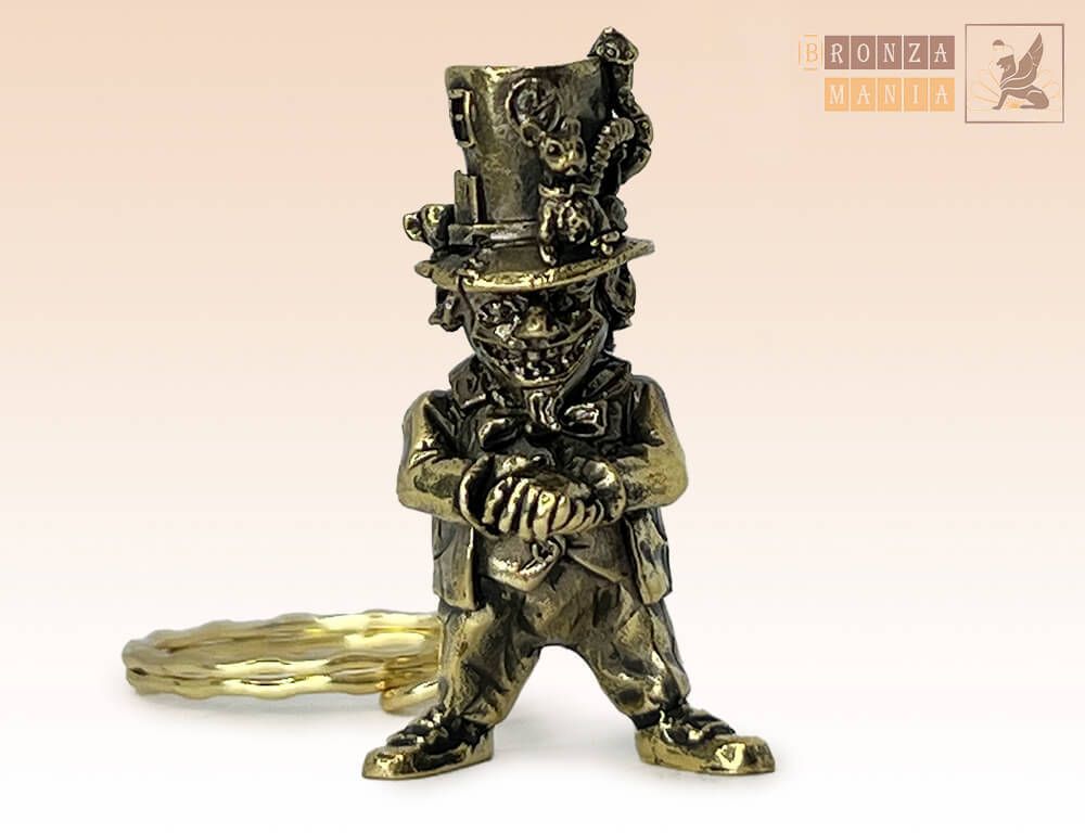 брелок Шляпник