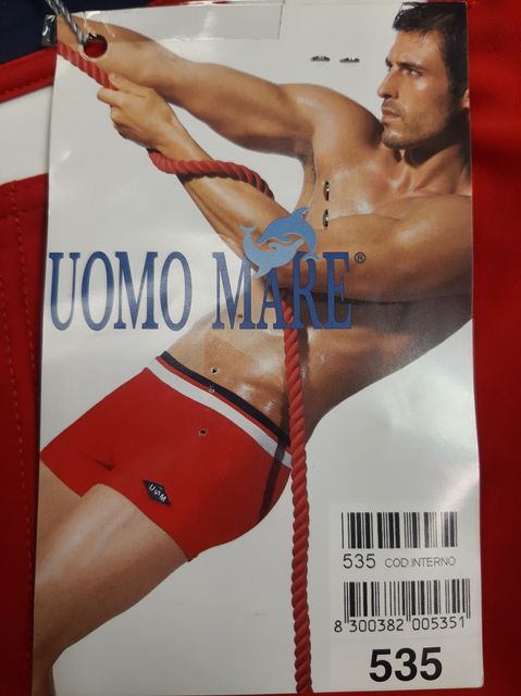 UOMO MARE