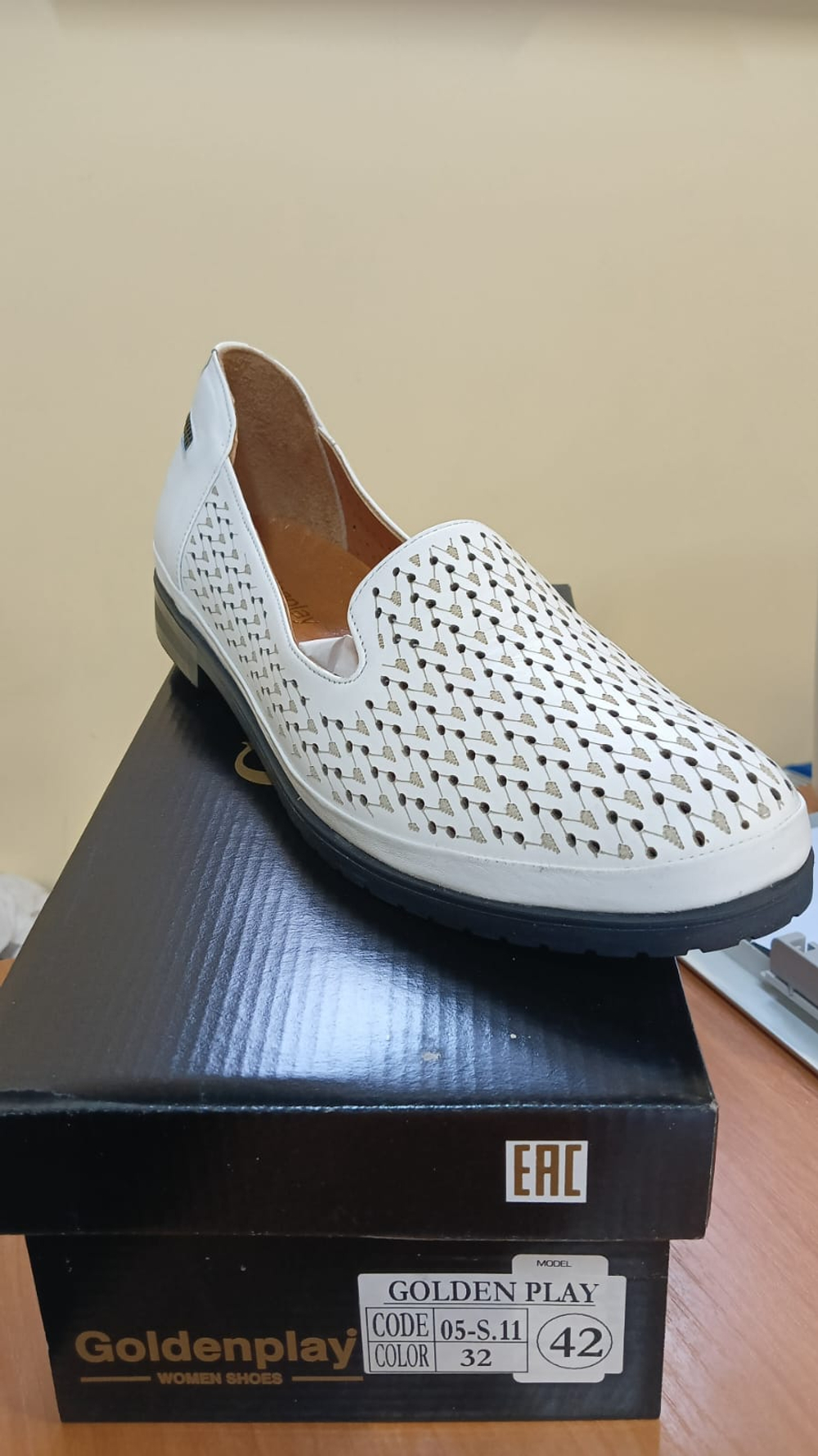 Туфли женские летние GOLDEN PLAY 05-S11-32