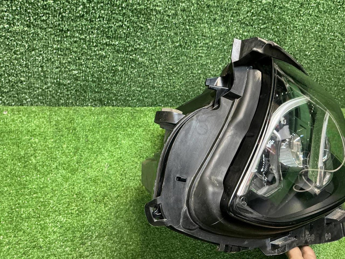 Фара левая Mercedes E W213 (2016-2021) LED