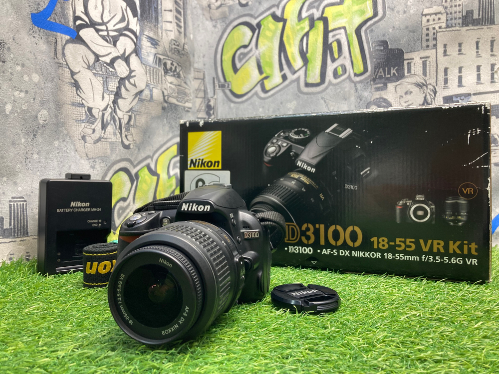 Nikon D3100 kit 18-55mm 3.5-5.6G VR 13.600 кадров