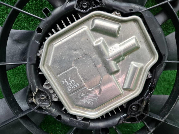 Диффузор с вентилятором Mercedes C W205 (14-23)