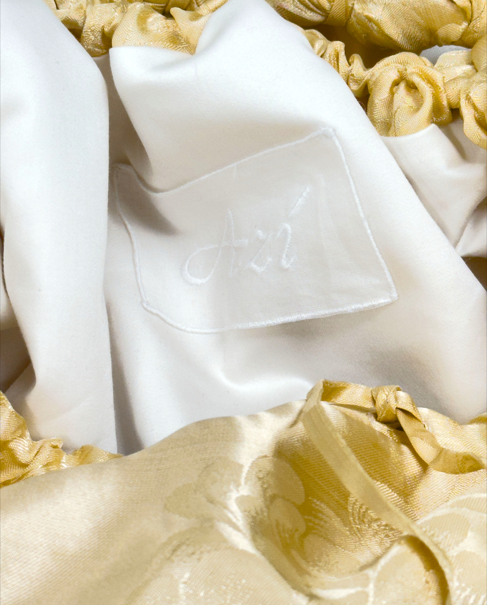 Сумка Bibi из винтажного шелка