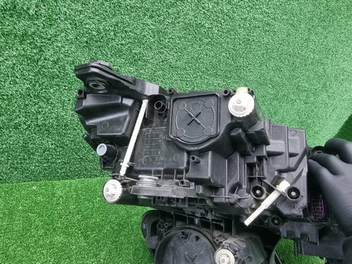 Фара левая Skoda Kodiaq (2016-2022) LED