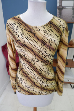 Джемпер оригинальный 44 размер