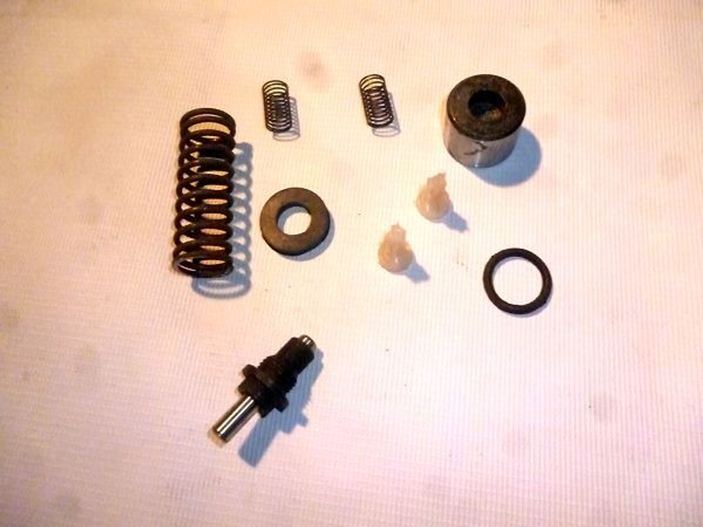 Ремкомплект МТЗ, ЮМЗ ТНВД+ТННД+прокладки подкачка Д-240-24 КН-7294