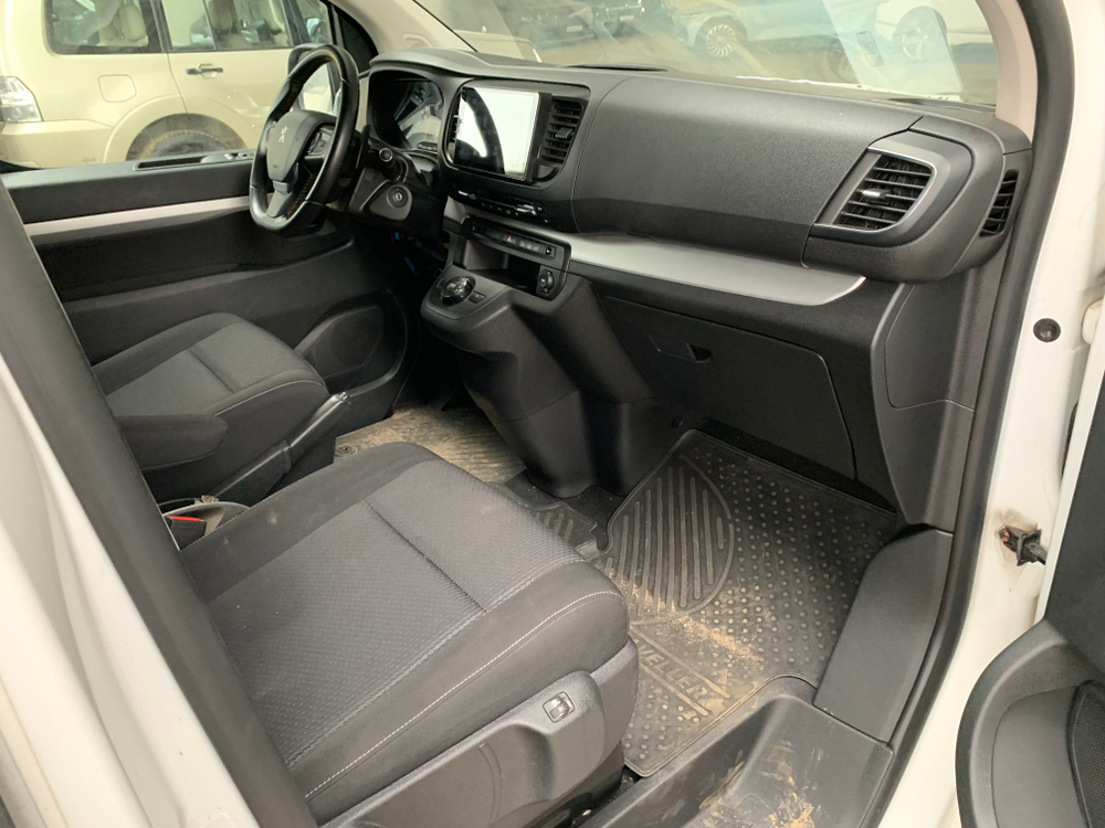Peugeot Traveller Active Long 2.0 HDi 150hp 6AT