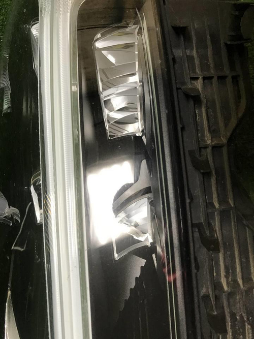 Фара левая Volvo XC60 2 (2017-2021) LED
