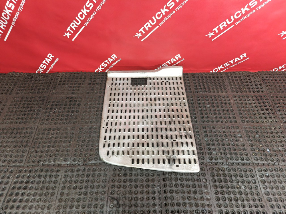 Трап на раму левый 2020г