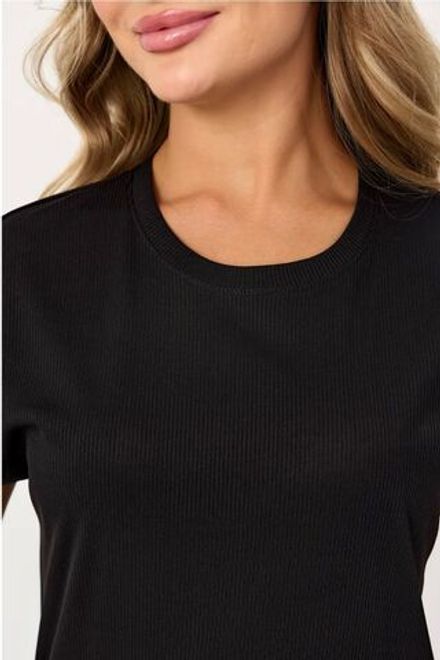 Футболка 50336536 Fabrika