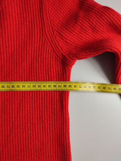 Джемпер яркого цвета, маркировка L/XL, визуально 48/50 размер