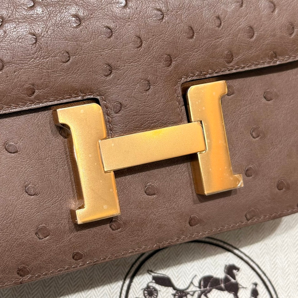 Hermes Constance 18