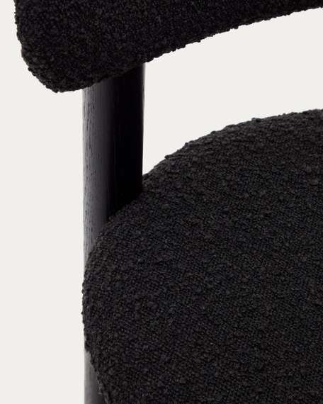 Стул Nebai из черной ткани букле и массива дуба с черной отделкой
