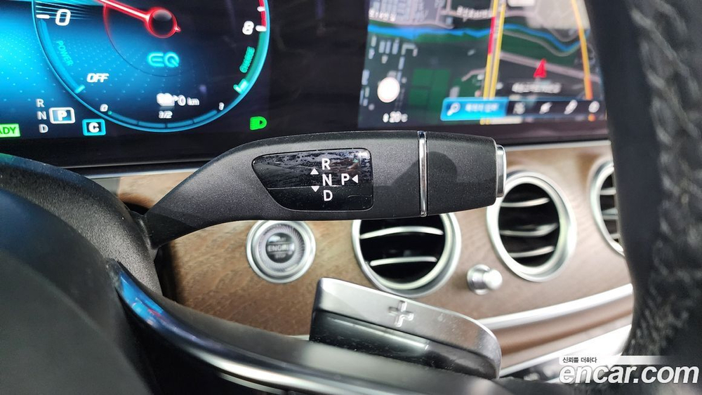 Mercedes-Benz E-Class W213 E300e 4MATIC Exclusive (03.2022)